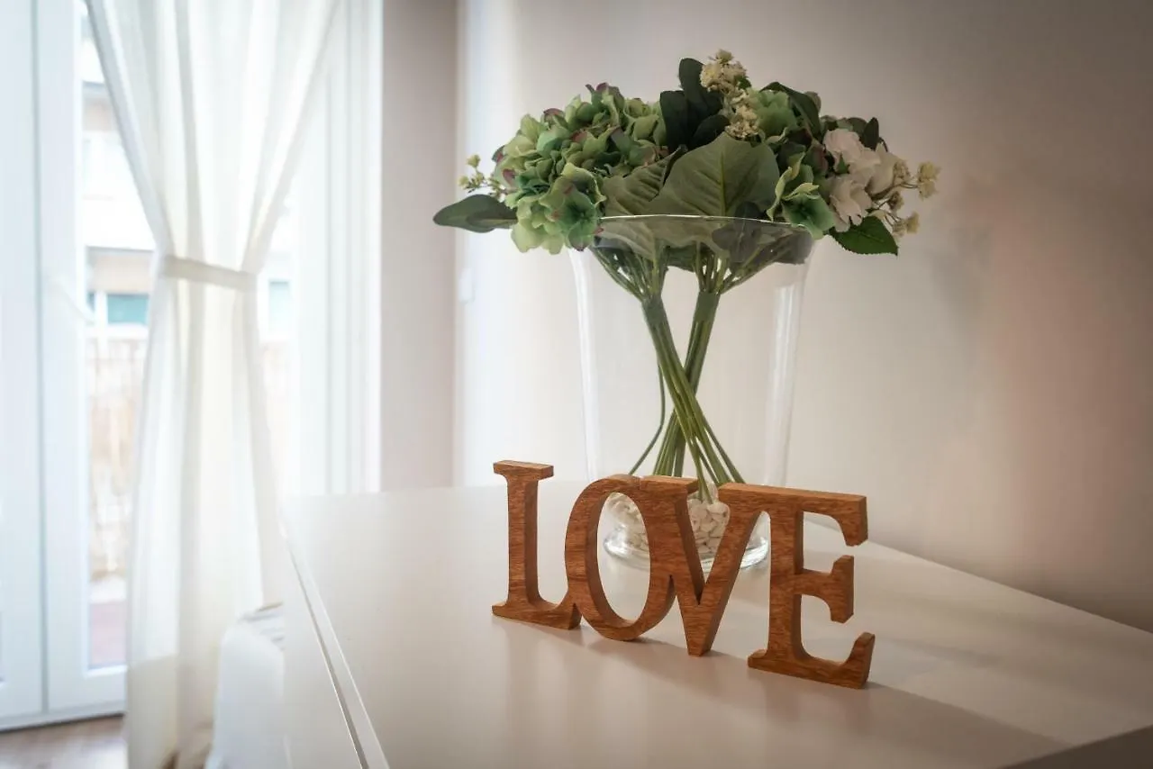 Domus Claudia Apartment Rome